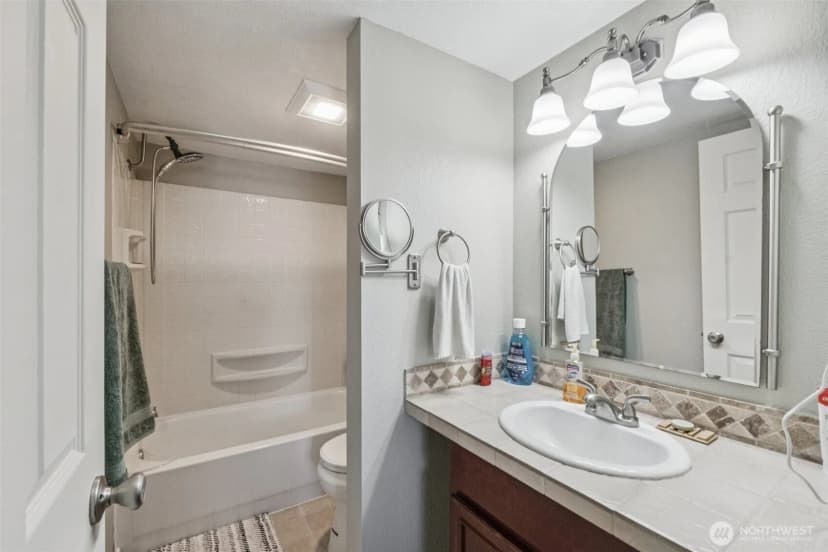 Property photo for 11419 Se 258th St #f302, Kent photo 12