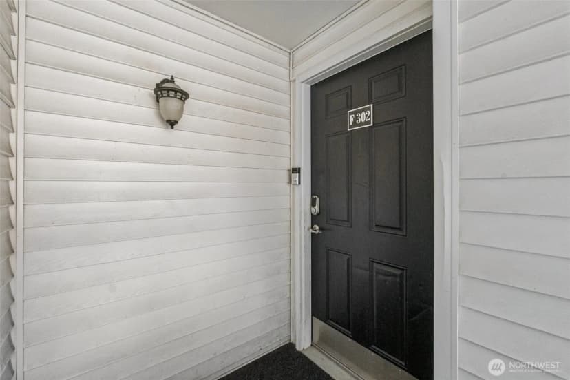 Property photo for 11419 Se 258th St #f302, Kent photo 4