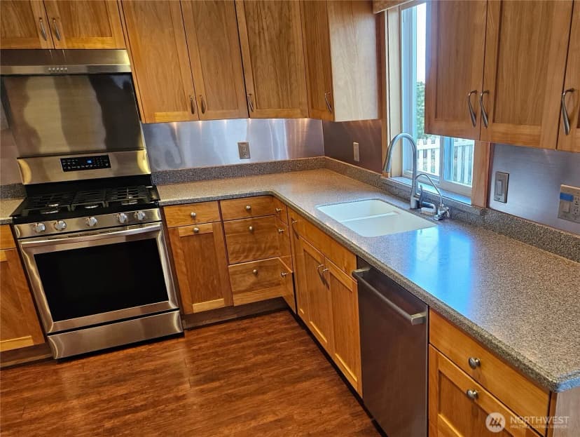 Property photo for 52 Libby Street, Sequim photo 10