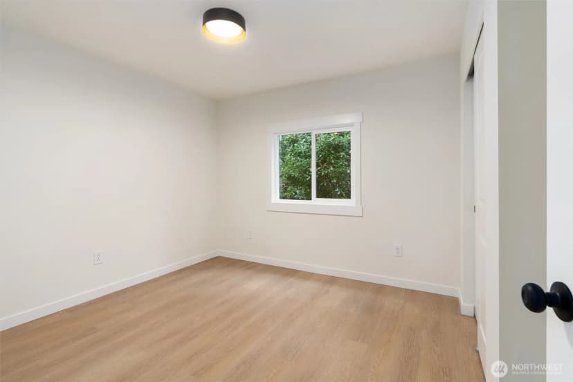 Property photo for 1119 Park Cir, Bothell photo 16