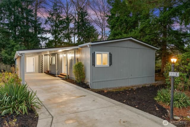 Property photo for 1119 Park Cir, Bothell
