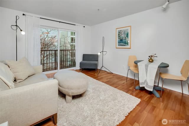 Property photo for 323 Queen Anne Avenue N #408, Seattle photo 4