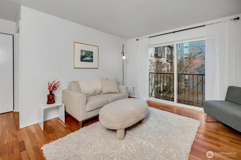Property photo for 323 Queen Anne Avenue N #408, Seattle photo 6
