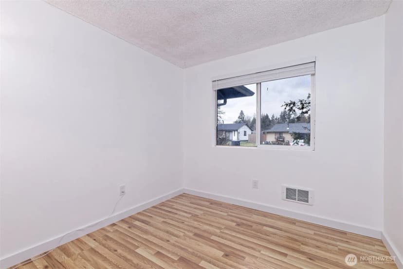 Property photo for 531 E Birch Street, Shelton photo 15