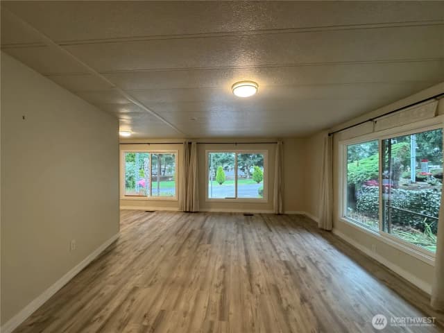 Property photo for 201 Union Avenue Se, Renton photo 3