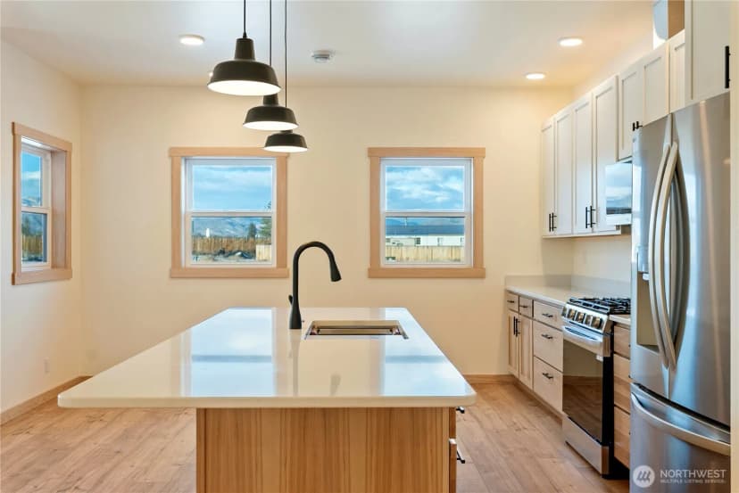 Property photo for 7 Round Rock Lane, Winthrop photo 10