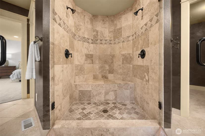Property photo for 16305 Se 37th Street, Bellevue photo 25