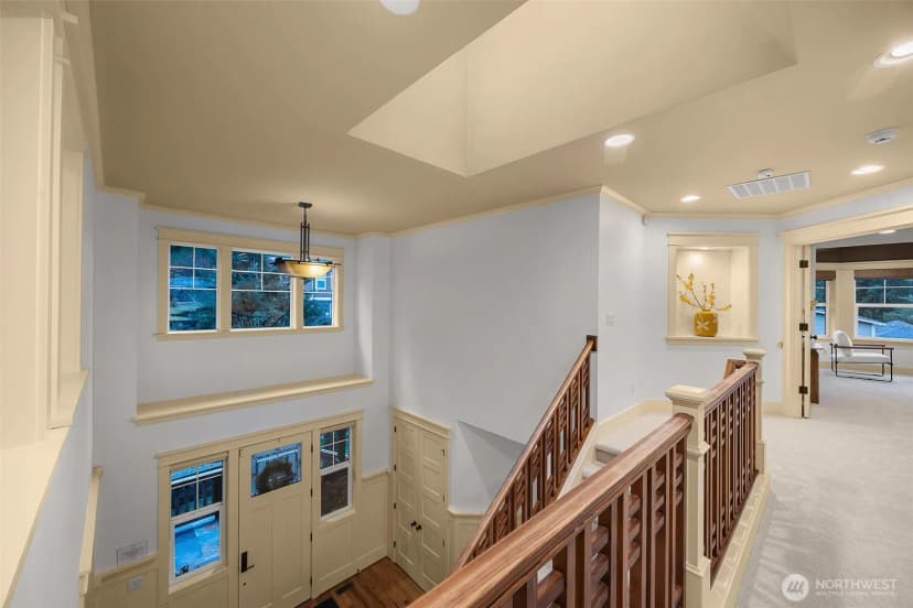 Property photo for 16305 Se 37th Street, Bellevue photo 28
