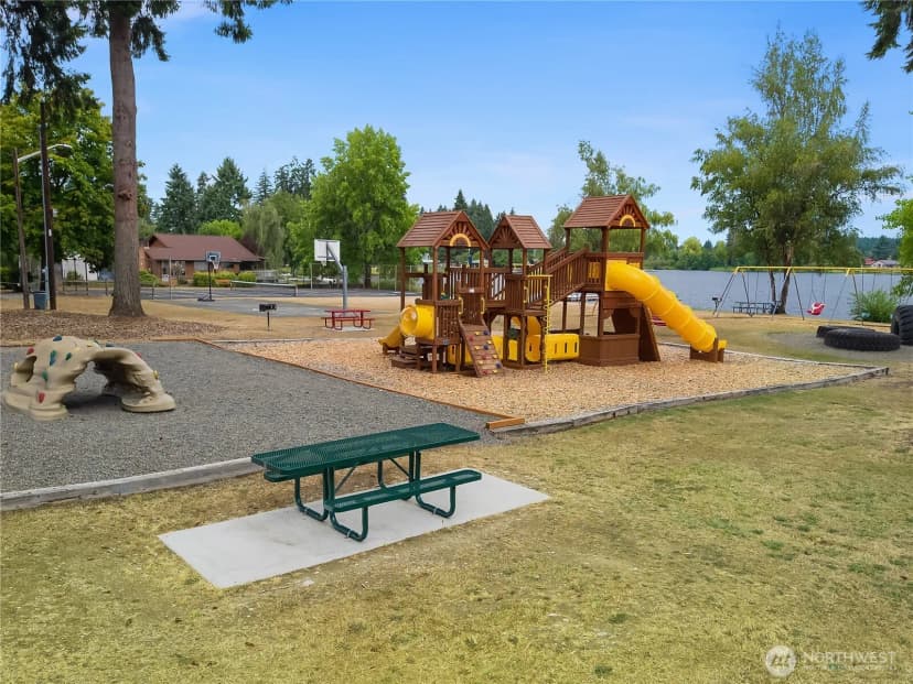 Property photo for 11335 Entree View Drive Sw, Olympia photo 26