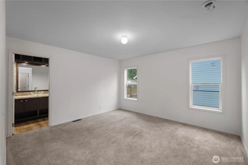 Property photo for 11335 Entree View Drive Sw, Olympia photo 10
