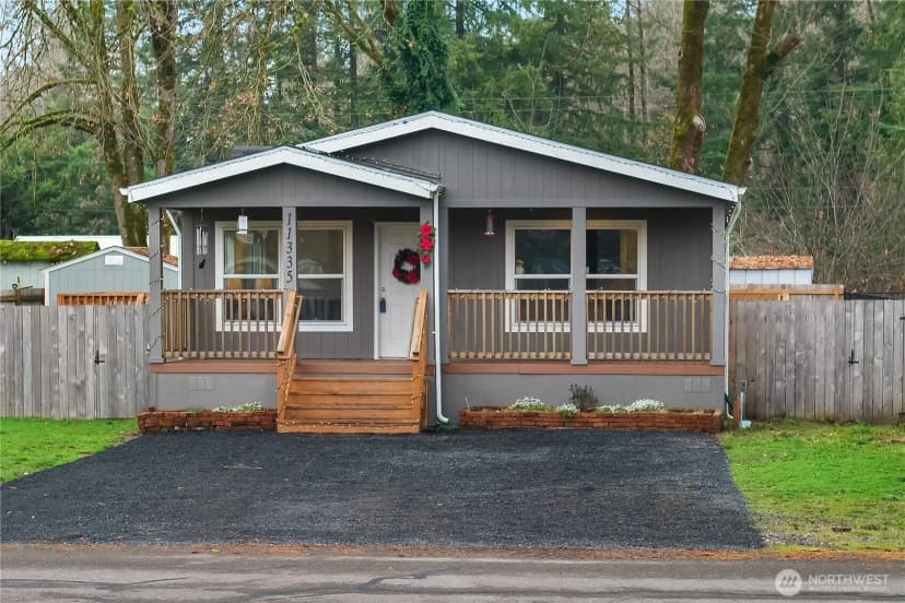 Property photo for 11335 Entree View Drive Sw, Olympia photo 2