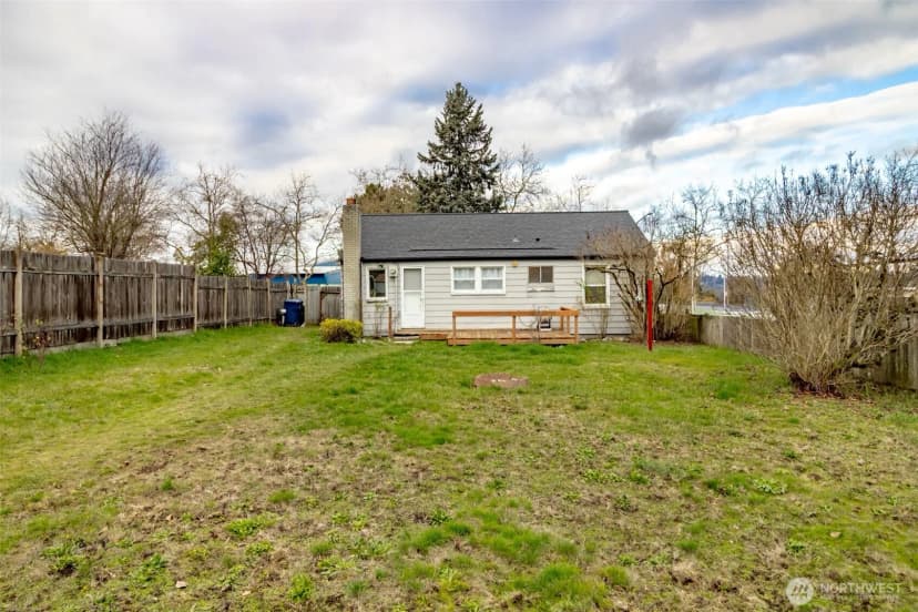 Property photo for 4435 S 144th St, Tukwila photo 9