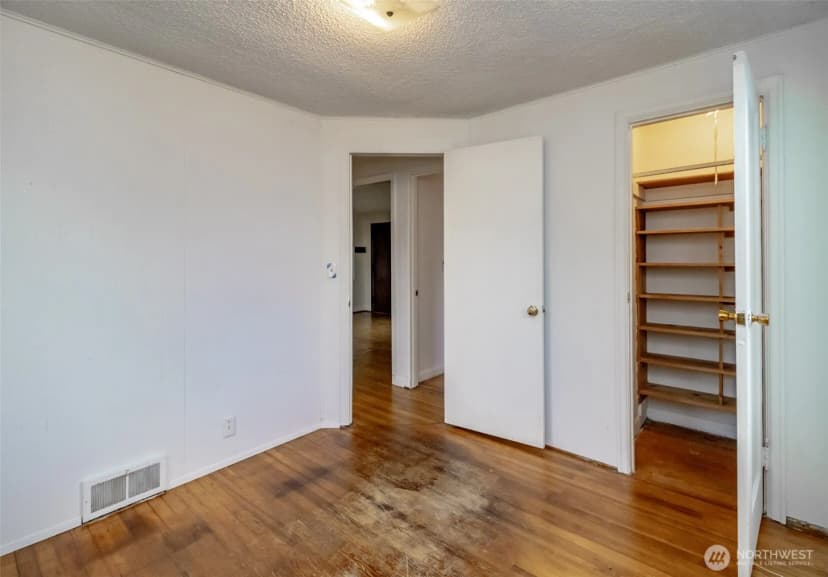 Property photo for 4435 S 144th St, Tukwila photo 37