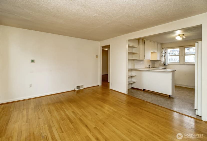 Property photo for 4435 S 144th St, Tukwila photo 11