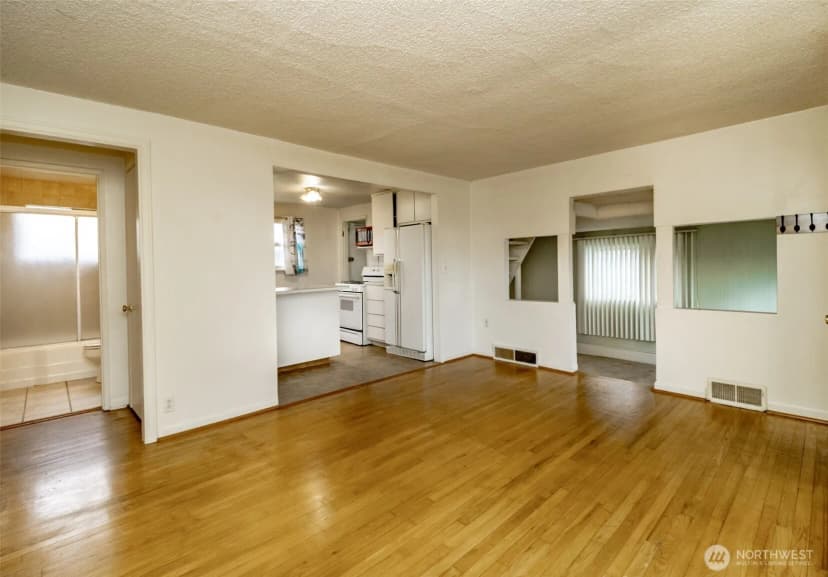 Property photo for 4435 S 144th St, Tukwila photo 13