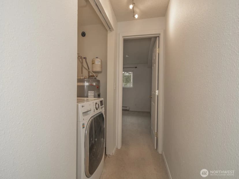 Property photo for 14527 Ne 40th Street #g204, Bellevue photo 14