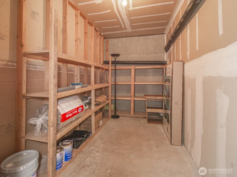 Property photo for 14527 Ne 40th Street #g204, Bellevue photo 15