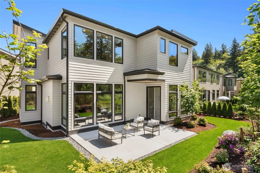 Property photo for 21017 Se 80th Street, Issaquah photo 3
