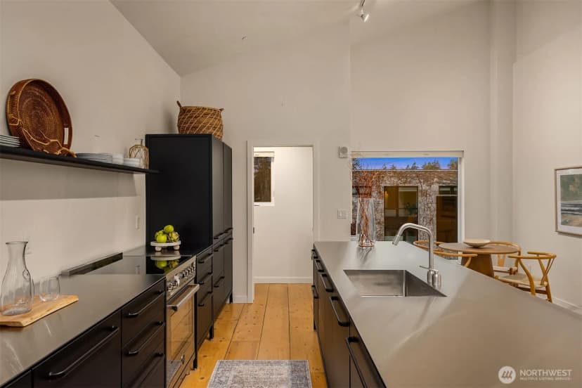 Property photo for 522 Madrona Way Ne #4, Bainbridge Island photo 7