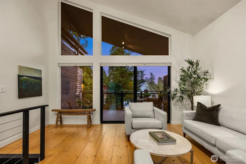 Property photo for 522 Madrona Way Ne #4, Bainbridge Island photo 3