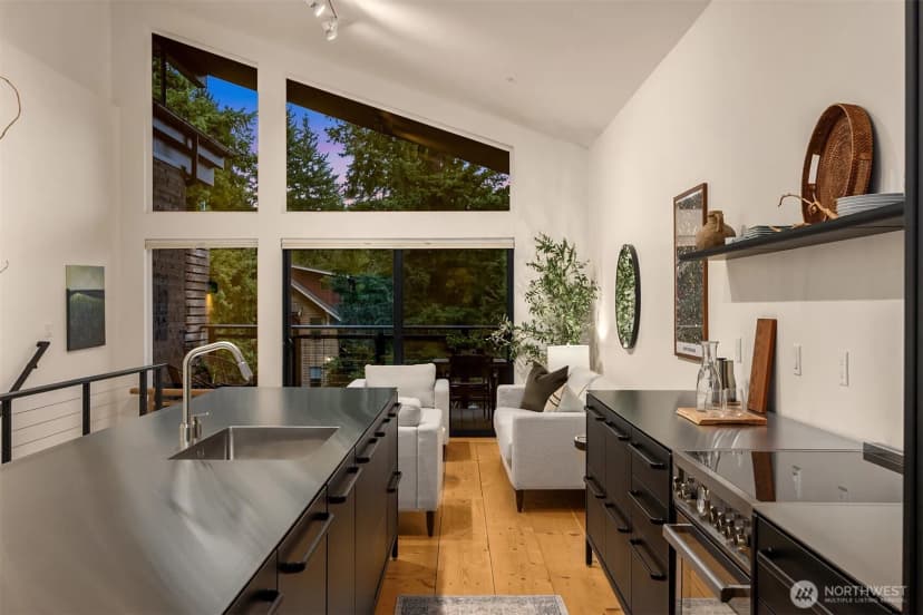 Property photo for 522 Madrona Way Ne #4, Bainbridge Island photo 8