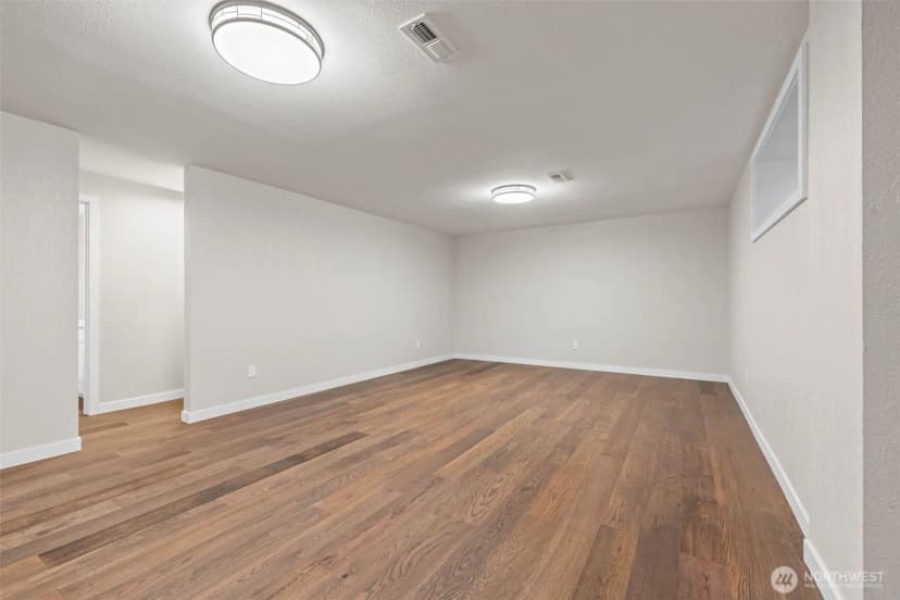 Property photo for 5208 66th Avenue W, University Place photo 26