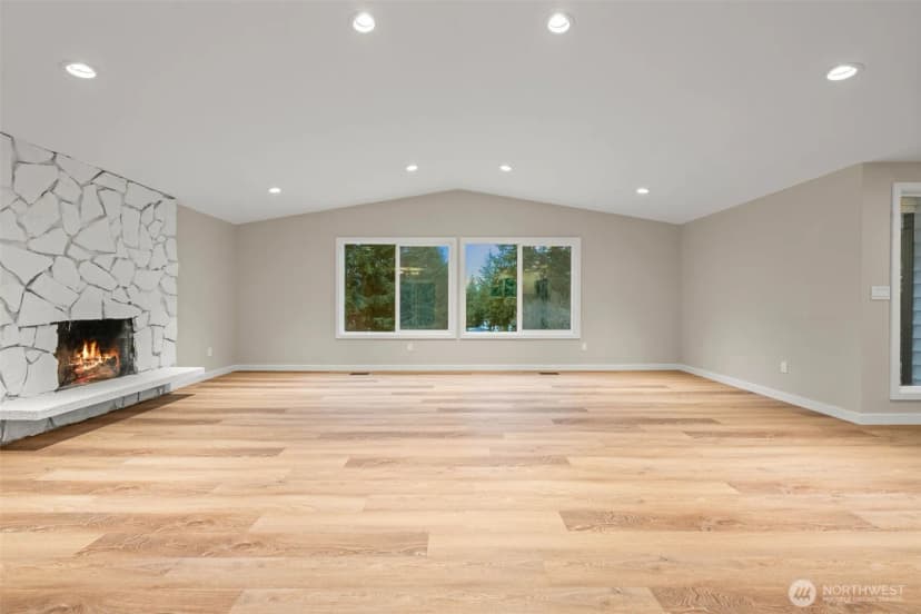 Property photo for 5208 66th Avenue W, University Place photo 6