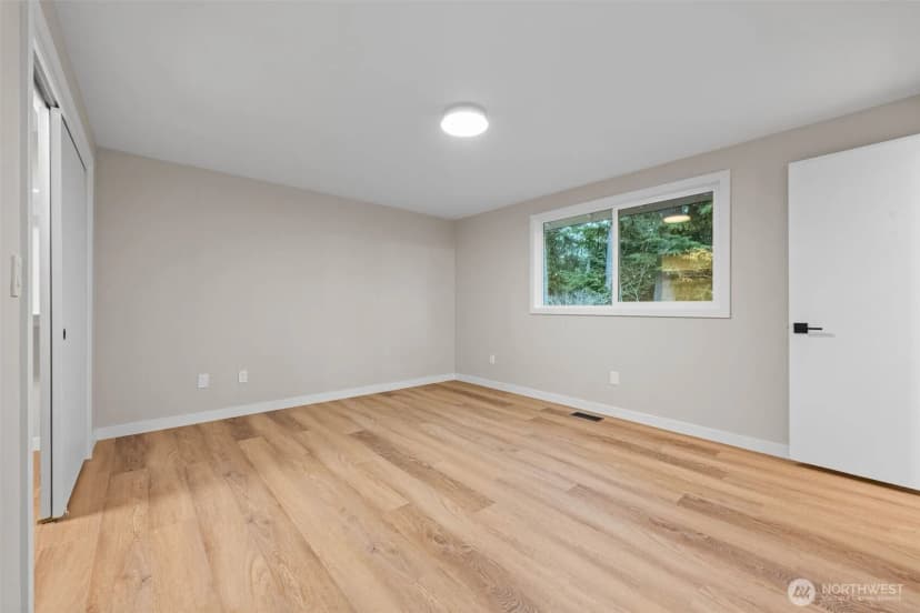 Property photo for 5208 66th Avenue W, University Place photo 22