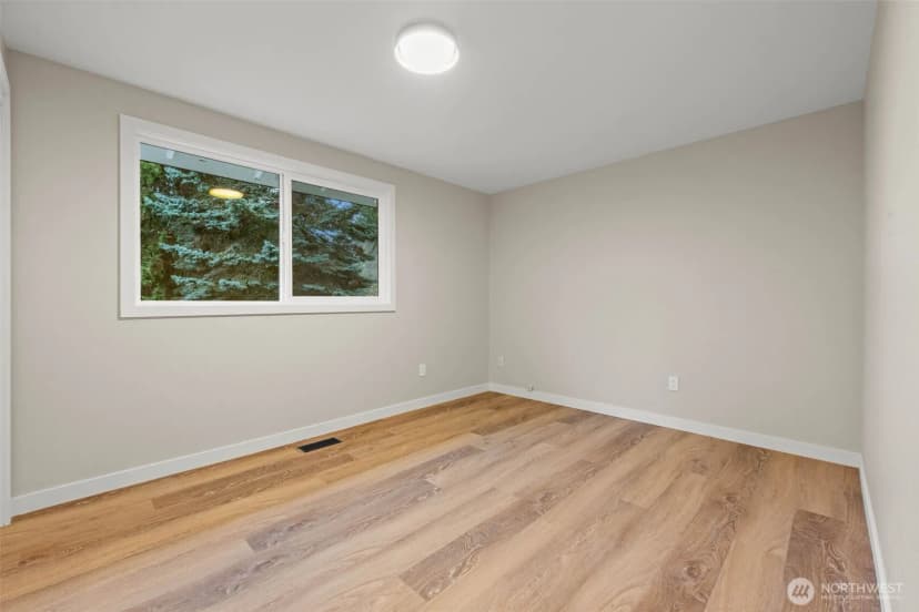 Property photo for 5208 66th Avenue W, University Place photo 20