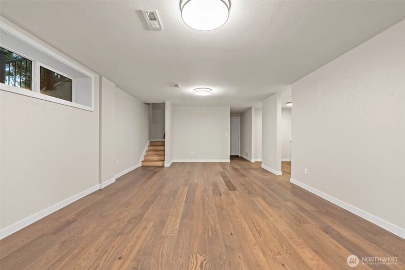 Property photo for 5208 66th Avenue W, University Place photo 28