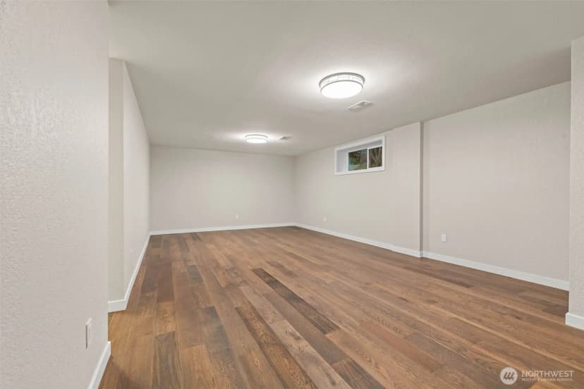 Property photo for 5208 66th Avenue W, University Place photo 37