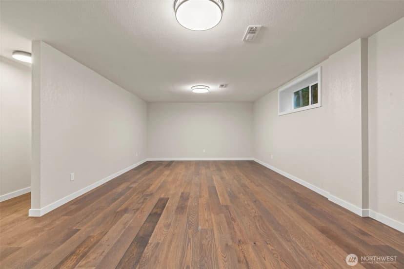 Property photo for 5208 66th Avenue W, University Place photo 27