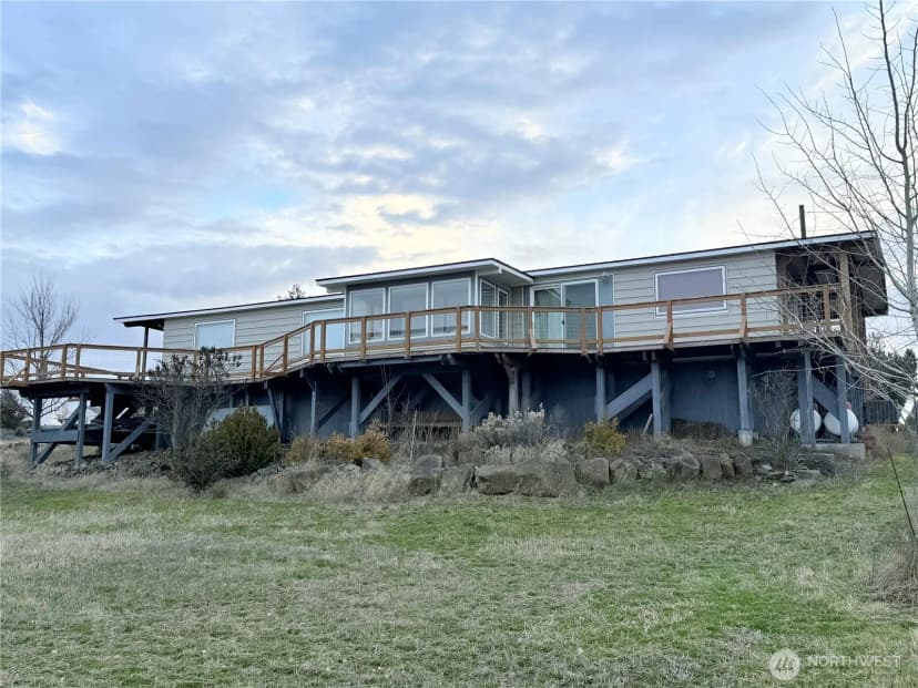 Property photo for 411 Sw College Avenue, Wilbur