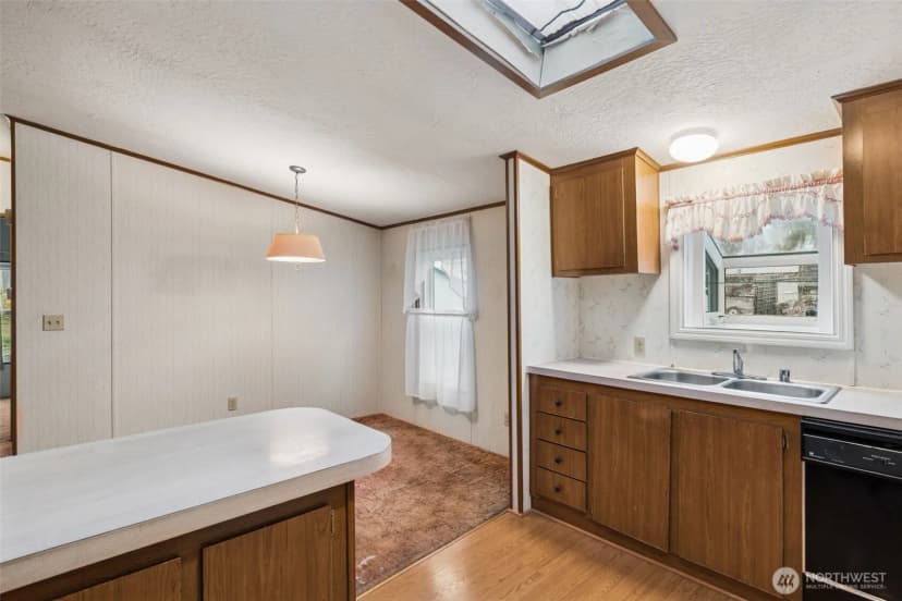 Property photo for 1612 W Young Street, Elma photo 9