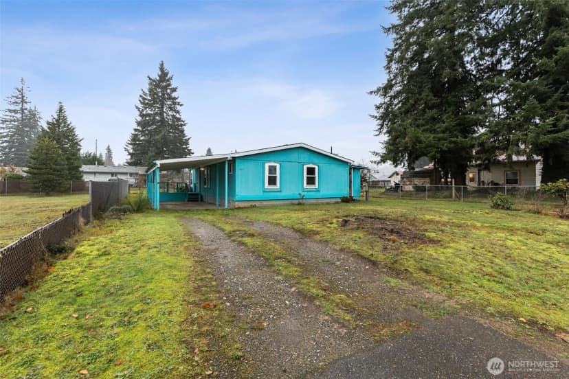 Property photo for 1612 W Young Street, Elma