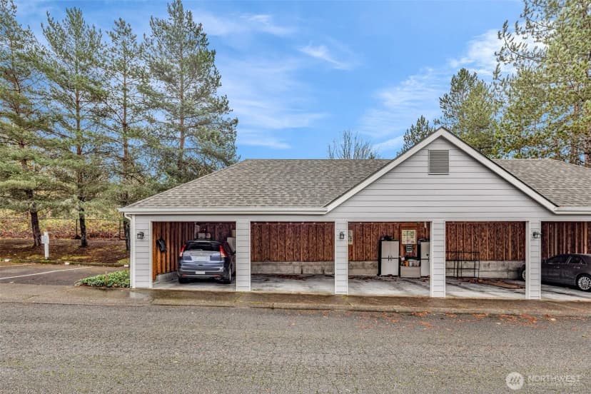 Property photo for 3941 226th Place Se #211, Issaquah photo 31