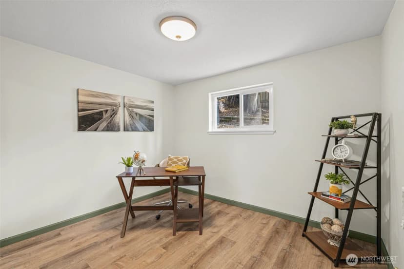 Property photo for 1020 S 230th Street #b108, Des Moines photo 4