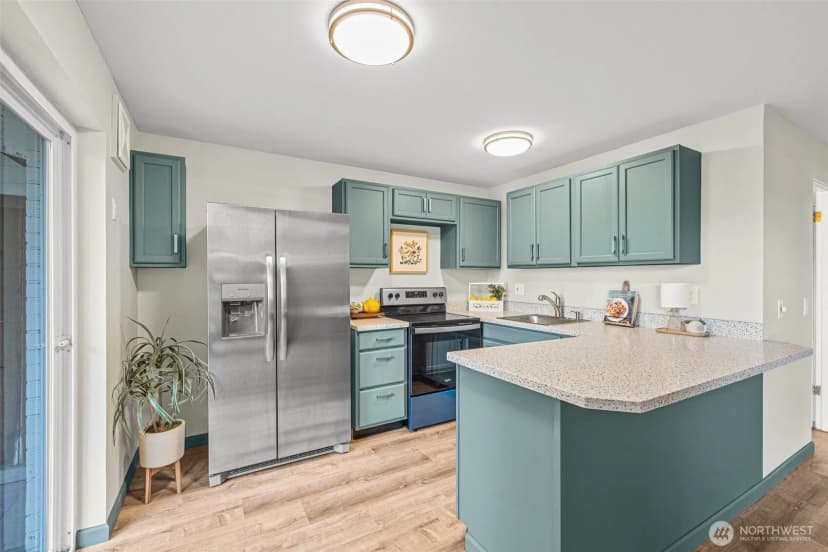 Property photo for 1020 S 230th Street #b108, Des Moines photo 6