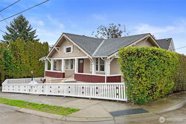 Property photo for 1102 Highland Avenue, Bremerton