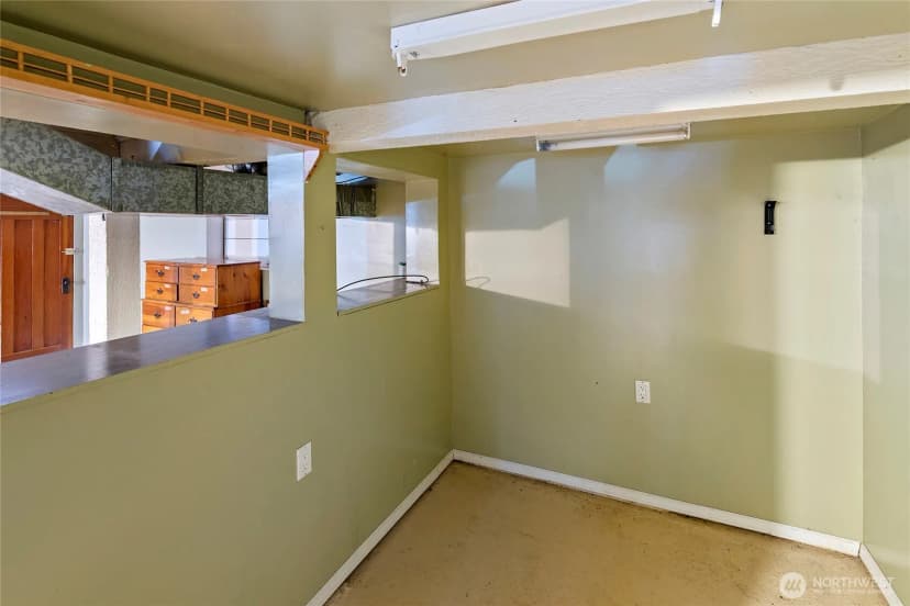 Property photo for 1102 Highland Avenue, Bremerton photo 27