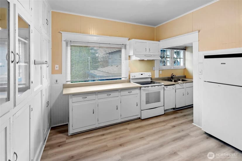 Property photo for 1102 Highland Avenue, Bremerton photo 12