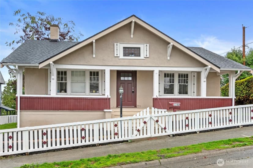Property photo for 1102 Highland Avenue, Bremerton photo 2