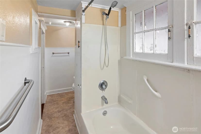 Property photo for 1102 Highland Avenue, Bremerton photo 22
