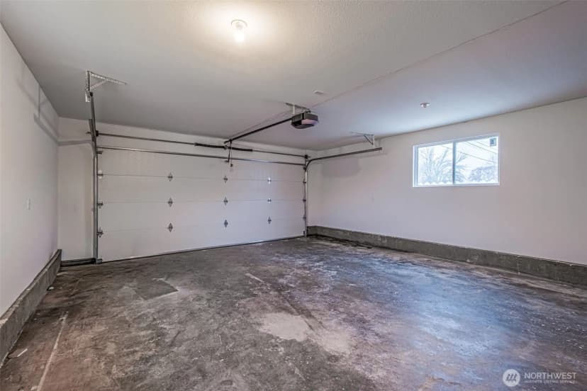 Property photo for 307 3rd Avenue Ne, Quincy photo 25