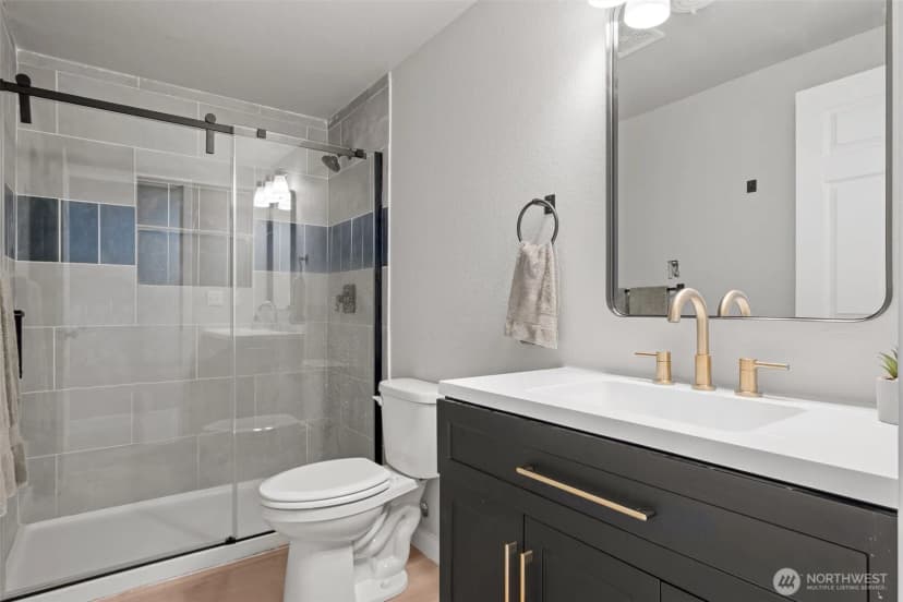 Property photo for 307 3rd Avenue Ne, Quincy photo 17