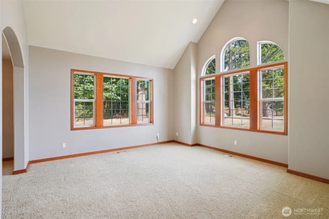 Property photo for 12619 240th Street Court E, Graham photo 5