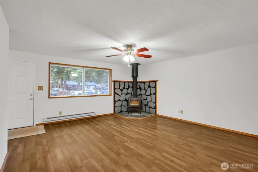 Property photo for 12302 114th Avenue E, Puyallup photo 4