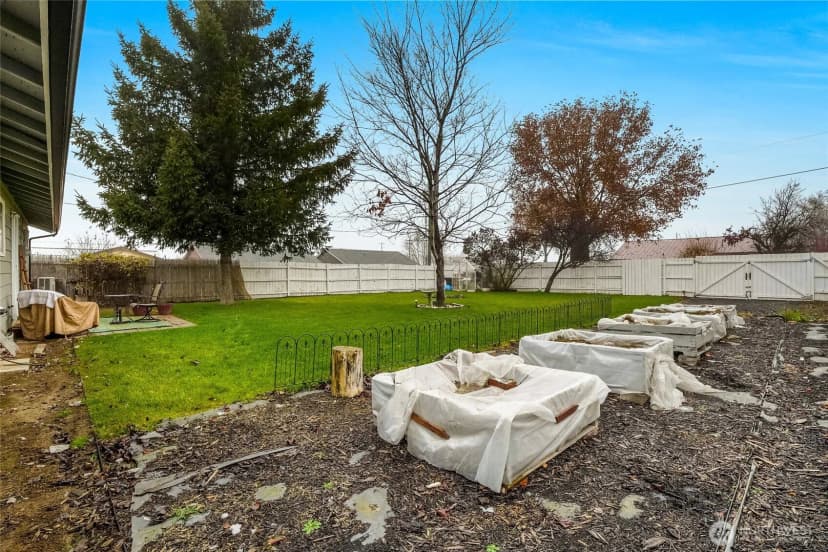 Property photo for 326 W 8th St, Warden photo 25