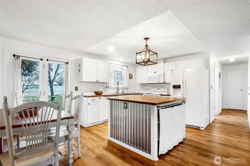 Property photo for 326 W 8th St, Warden photo 8