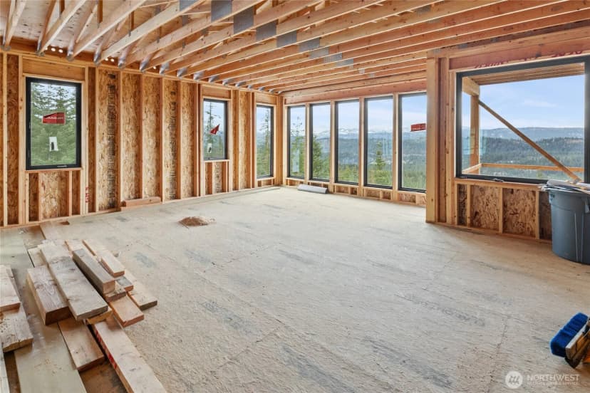 Property photo for 901 Whisper Creek Drive, Cle Elum photo 17